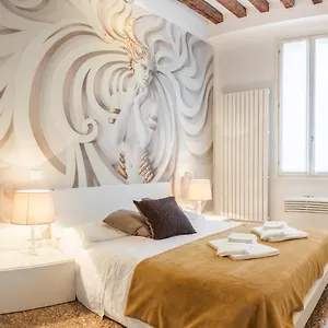  Appartement San Polo Design By Wonderful Italy Italie